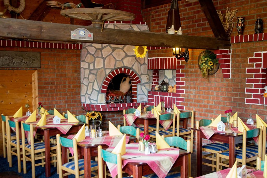 RESTAURANT DIONYSOS