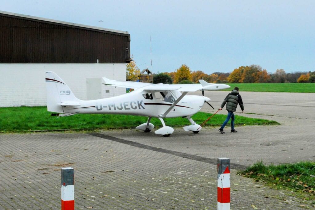 Festkomitee Langenfelder Karneval Flugzeug Prinzenpaar 3