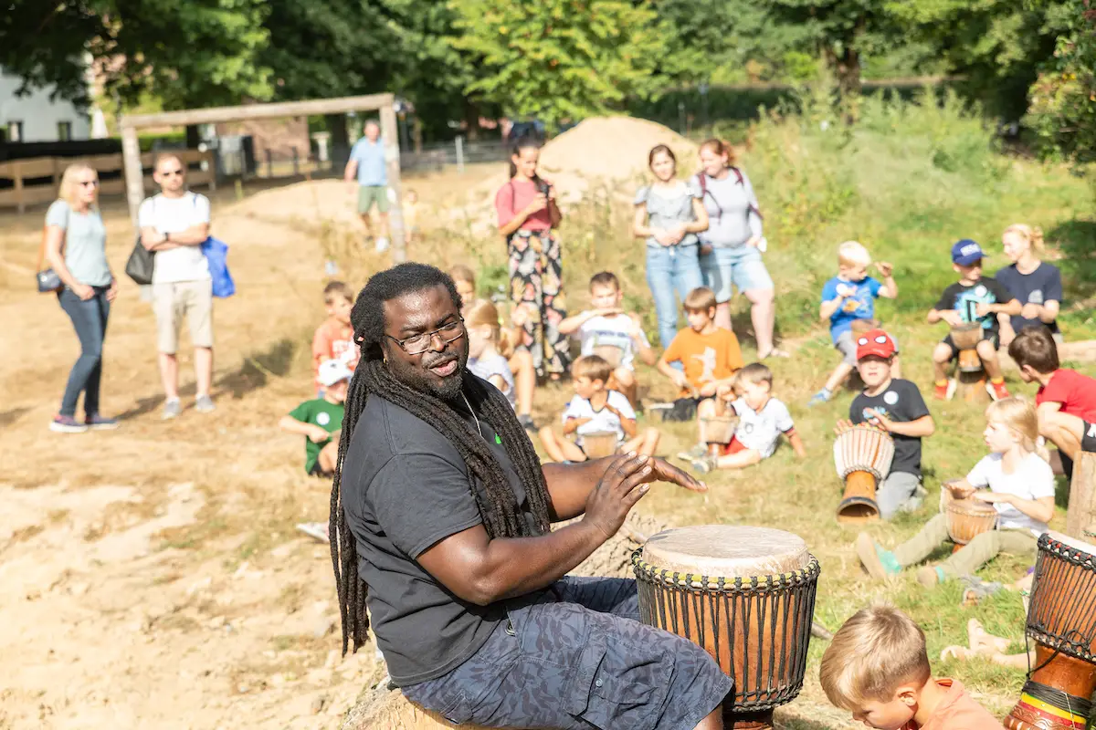 Die Kinder-Wildnis ist wach getrommelt 5 Die Kinder-Wildnis ist wach getrommelt 5