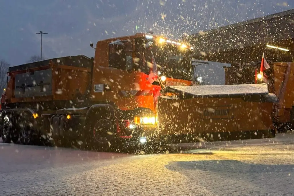 Städtischer Betriebshof im Winterdienst-Einsatz