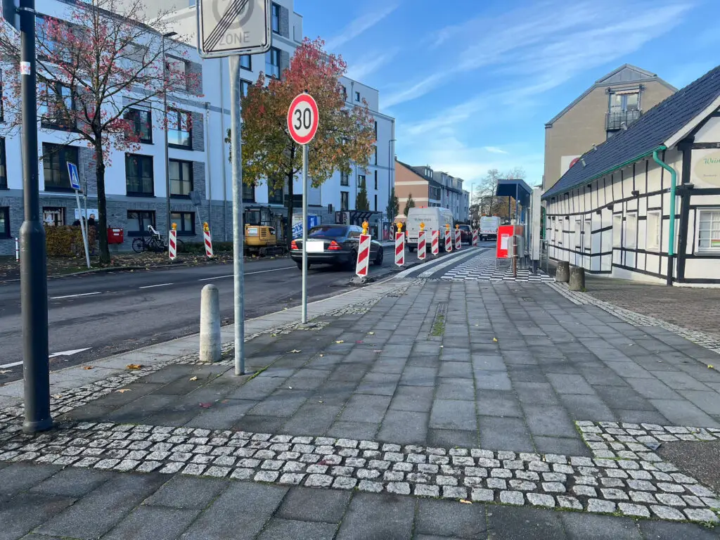 Zweitägige Umleitung des KFZ-Verkehrs an den Bushaltepunkten „Marktplatz“