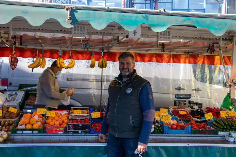 Marktstand Obst Gemüse Becker Langenfelder Wochenmarkt Bild 1