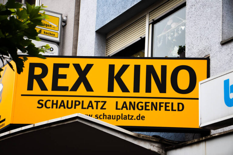 REX Kino Langenfeld - Aussenansicht