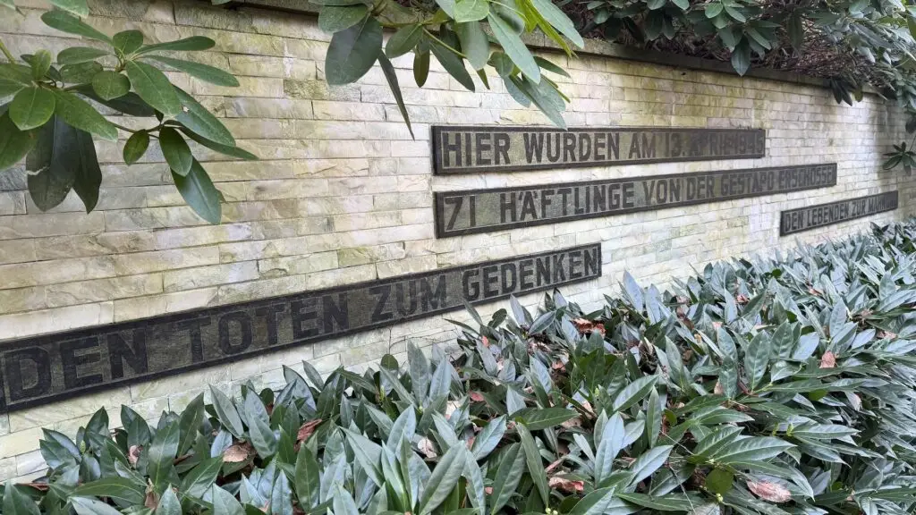 Gedenkveranstaltung am Wenzelnberg erinnert am 19. April 2026 an die Ermordung von 71 Menschen durch das Nazi-Regim
