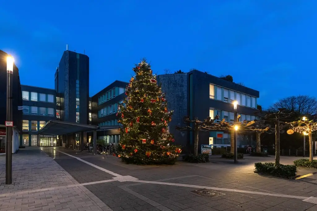 Öffnungszeiten der städtischen Einrichtungen über Weihnachten und Silvester