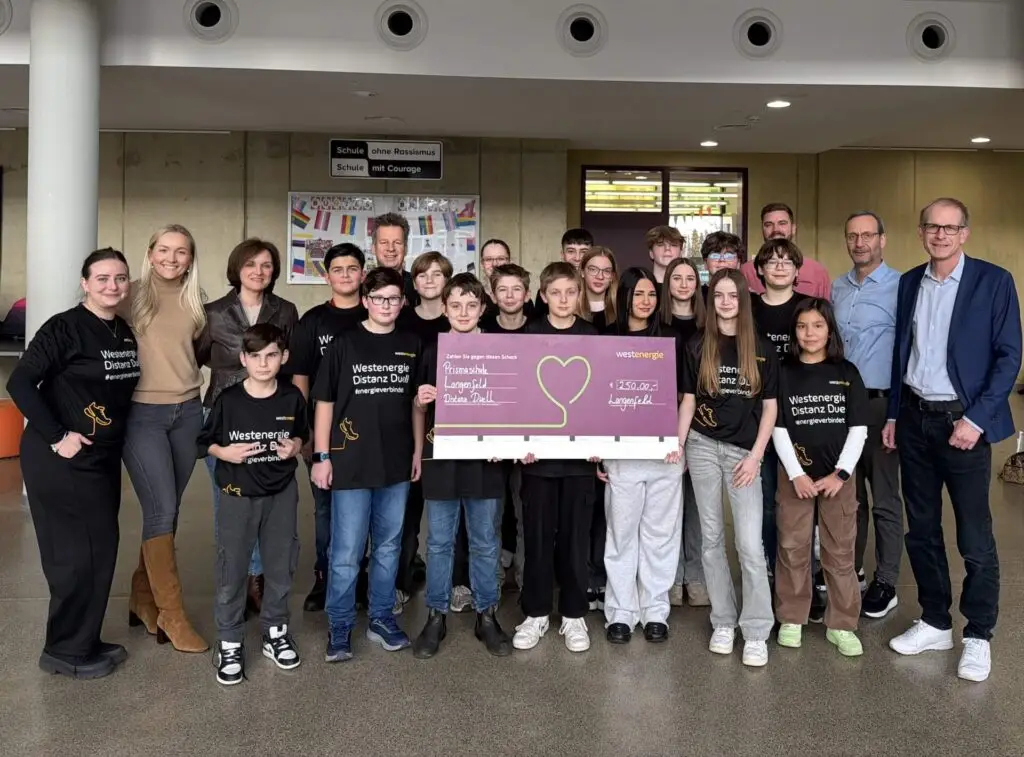 Prismaschule erläuft 250 Euro beim Westenergie Distanz Duell in Langenfeld