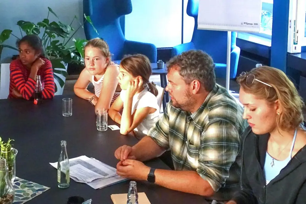 Jugendliche tauschen sich mit Verwaltung und Politik aus
