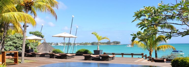 Pool am Meer