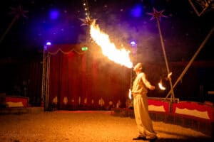L'Felder -circus-altano-langenfeld - Feuerschlucker