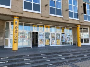lfelder-stadtbibliothek-langenfeld-eroeffnung-buergermeister-frank-schneider