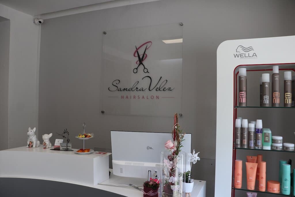 Langenfelder Existenzgründer – Volle Auftragsbücher und doch keine Einnahmen für Hairsalon Sandra Velez! 7