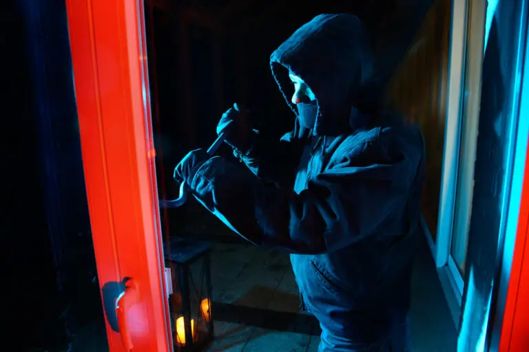 Polizei Einbrecher