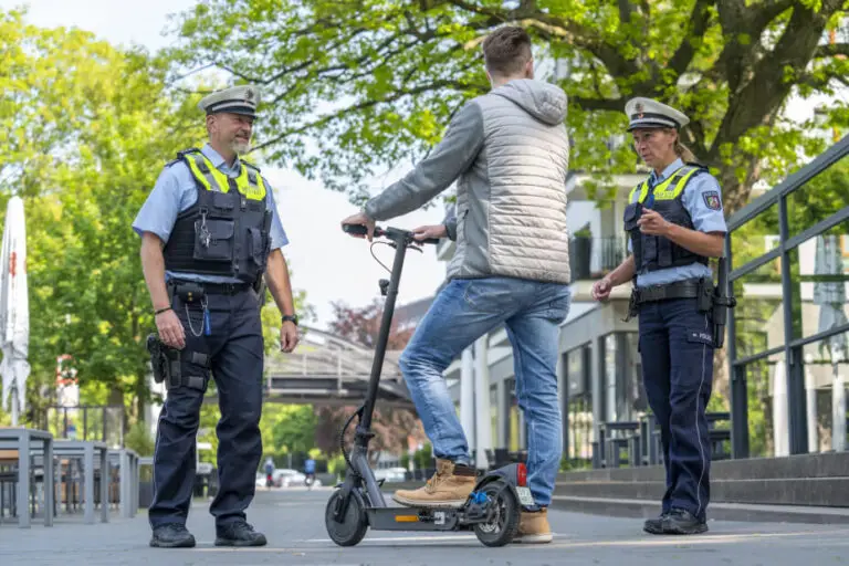 Polizei Mettmann E-Scooter