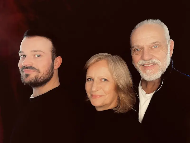 Jan-Gregor Kremp & Johanna Gastdorf – „Weihnachten im Zweizelgang“
