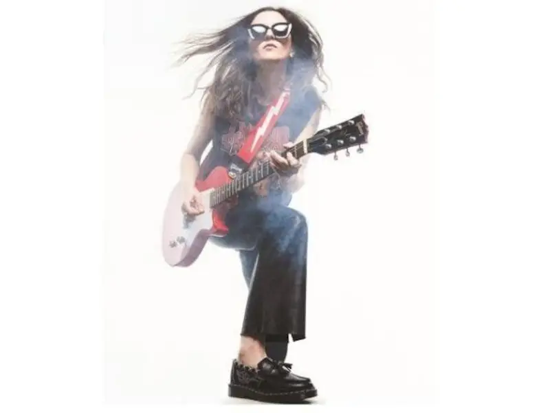 LAURA COX | Support: Alastair Green – Troubled Tour 2026