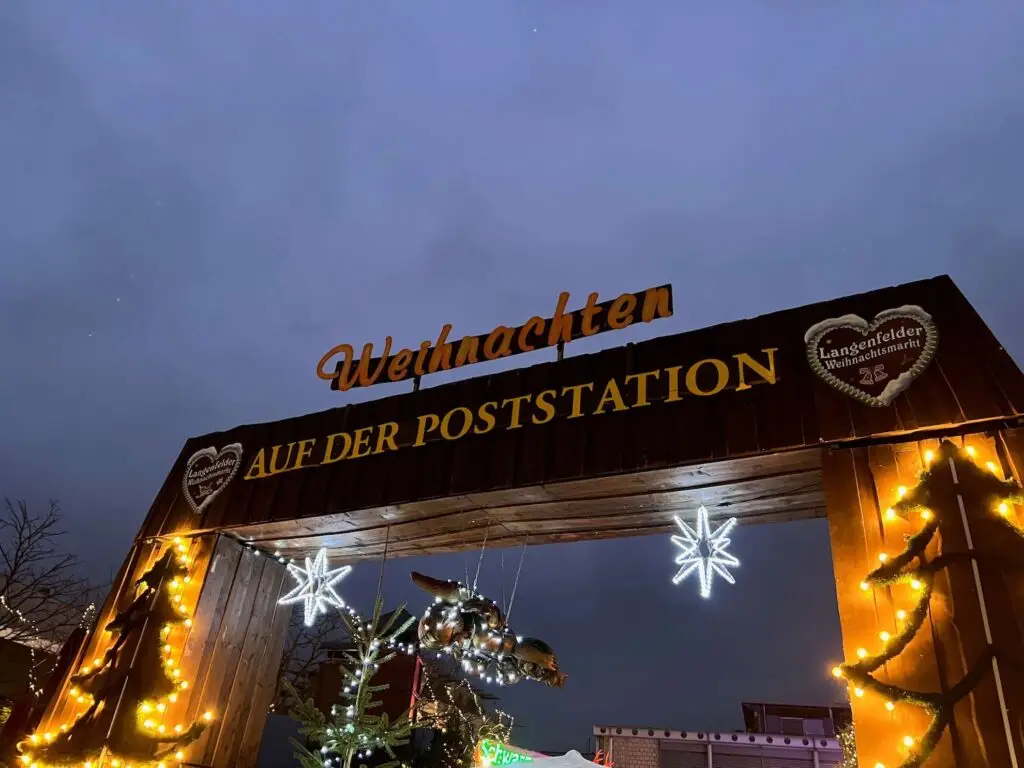 Langenfelder Weihnachtsdorf 2023 – 01. bis 23. Dezember mit Stadtwerke-Eisstockschießen